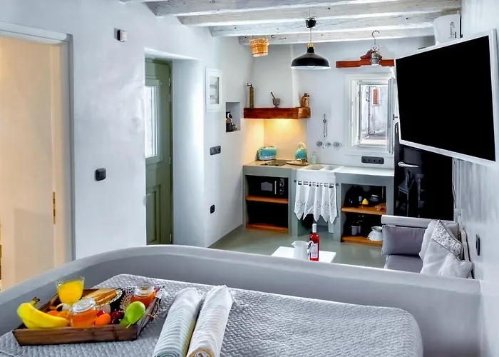 Spitaki Serifos Studio